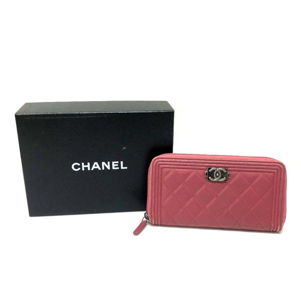 CHANEL Pink Wallet - Picture 3 of 10